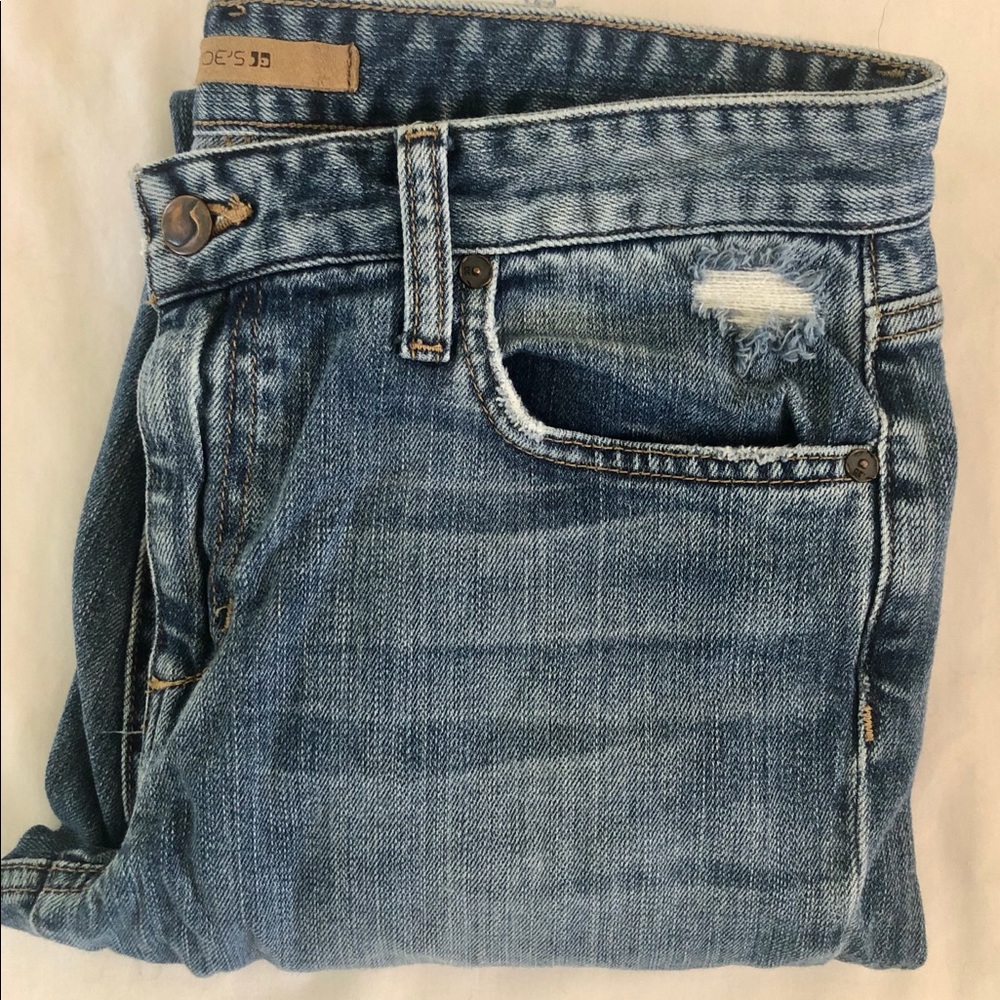 Joe’s jeans distressed boyfriend jean
